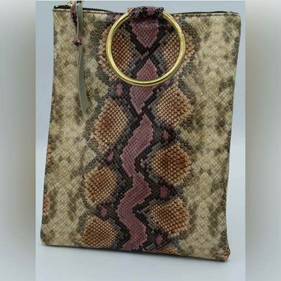 OLIVEVE HANDBAG ROSE
SNAKE LAINE RING BAG - Picture 2 of 5